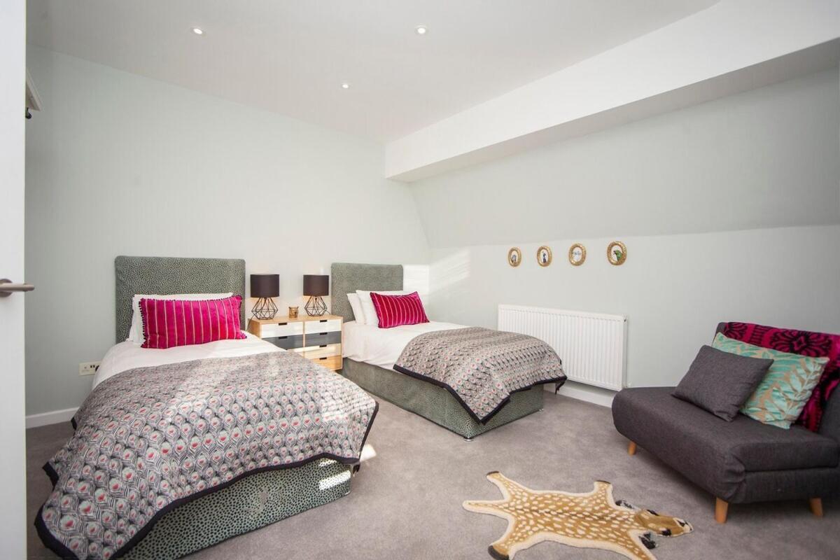 ※ Spacious Georgian Coach House & With Parking Bath Extérieur photo