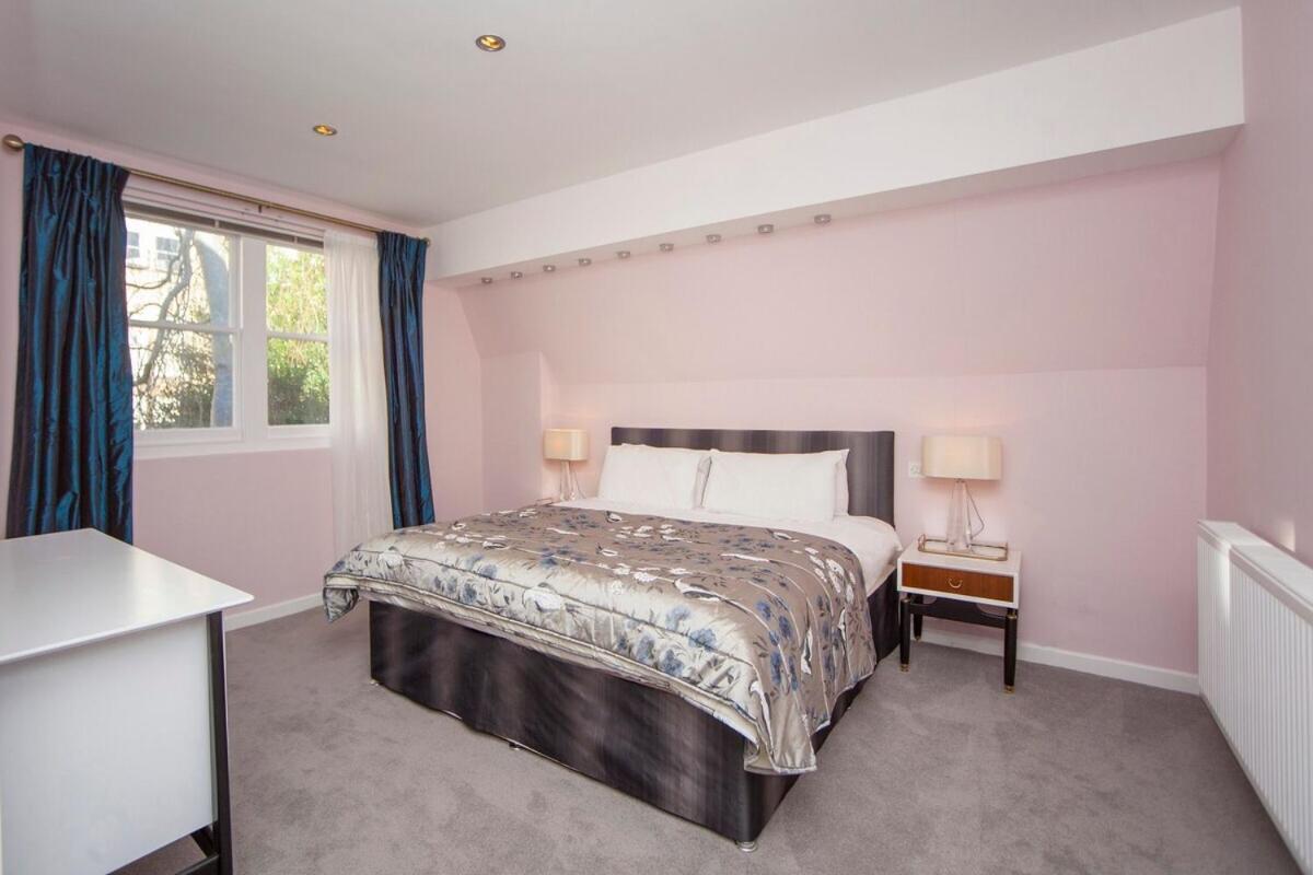 ※ Spacious Georgian Coach House & With Parking Bath Extérieur photo