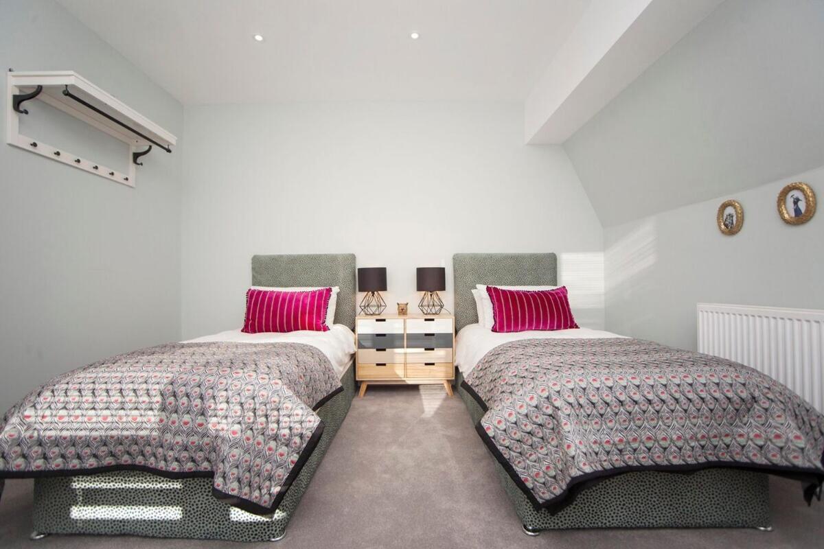 ※ Spacious Georgian Coach House & With Parking Bath Extérieur photo