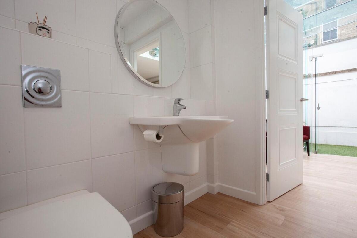 ※ Spacious Georgian Coach House & With Parking Bath Extérieur photo