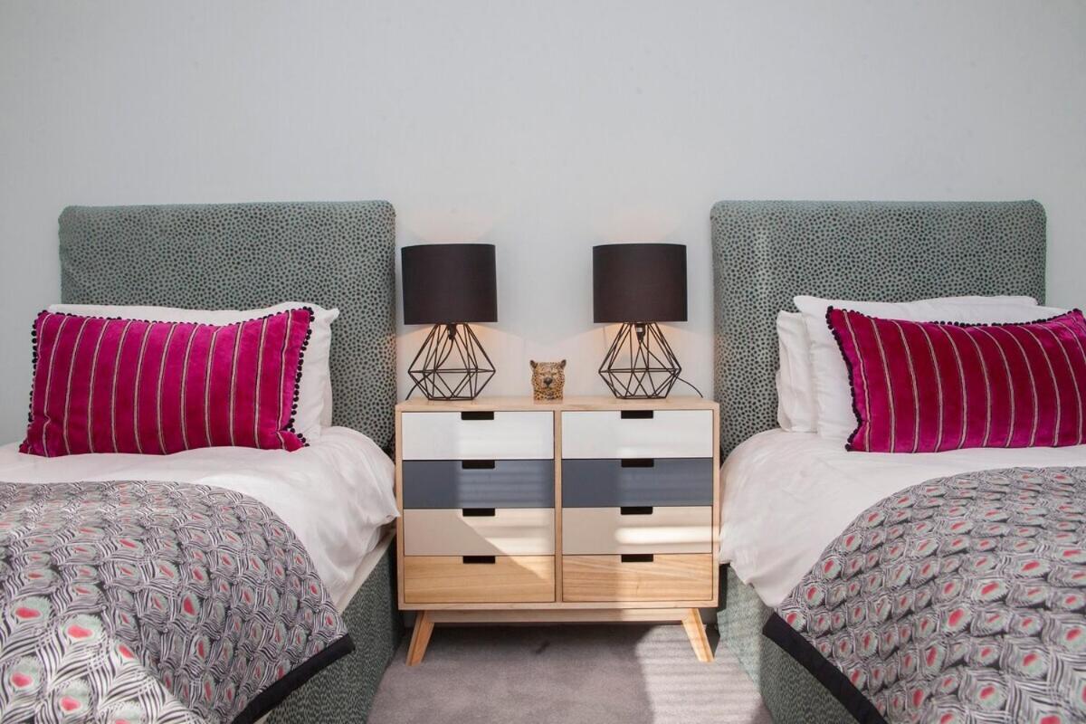 ※ Spacious Georgian Coach House & With Parking Bath Extérieur photo
